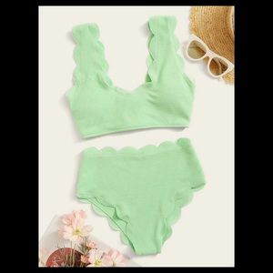 BRAND NEW SHEIN Swimsuit! In season!